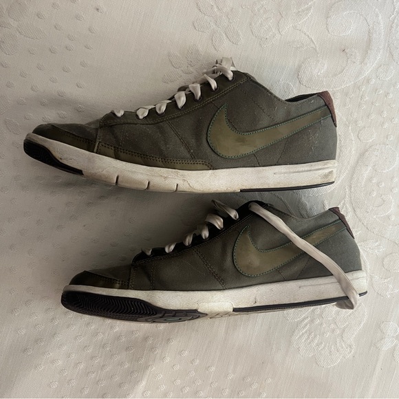 Nike Sneakers -olive green with white accents - Picture 2 of 7